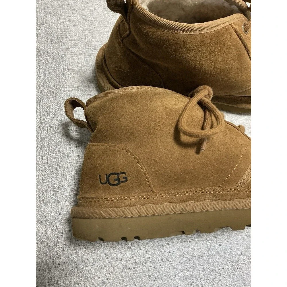 UGG neumel Men 8 Chestnut Brown Suede Ankle Chukka Boots Shearling 3236